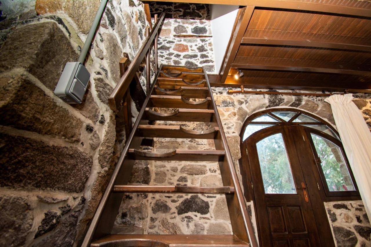 Plousiadi΄S Stone House Apartment Skála Екстериор снимка