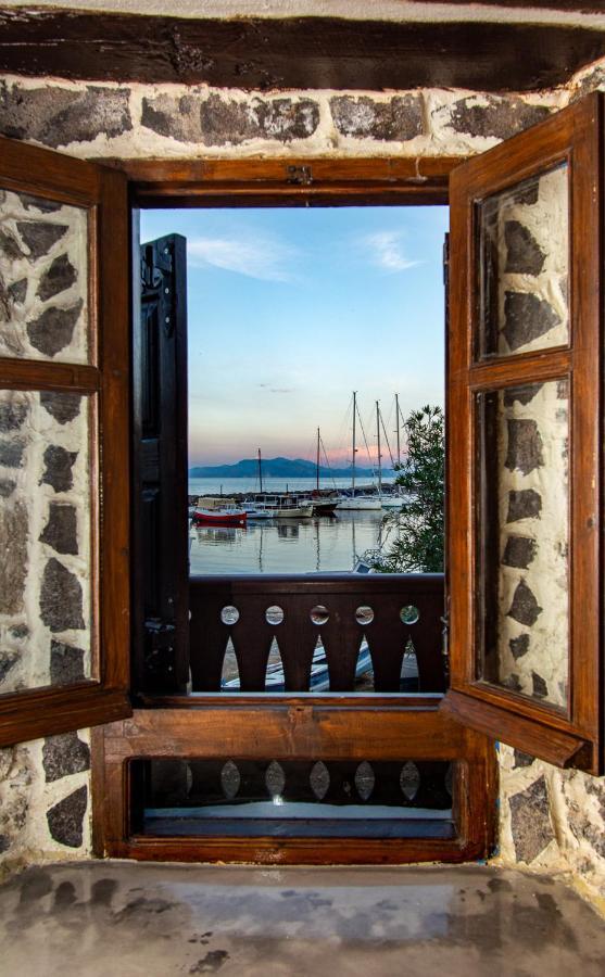 Plousiadi΄S Stone House Apartment Skála Екстериор снимка