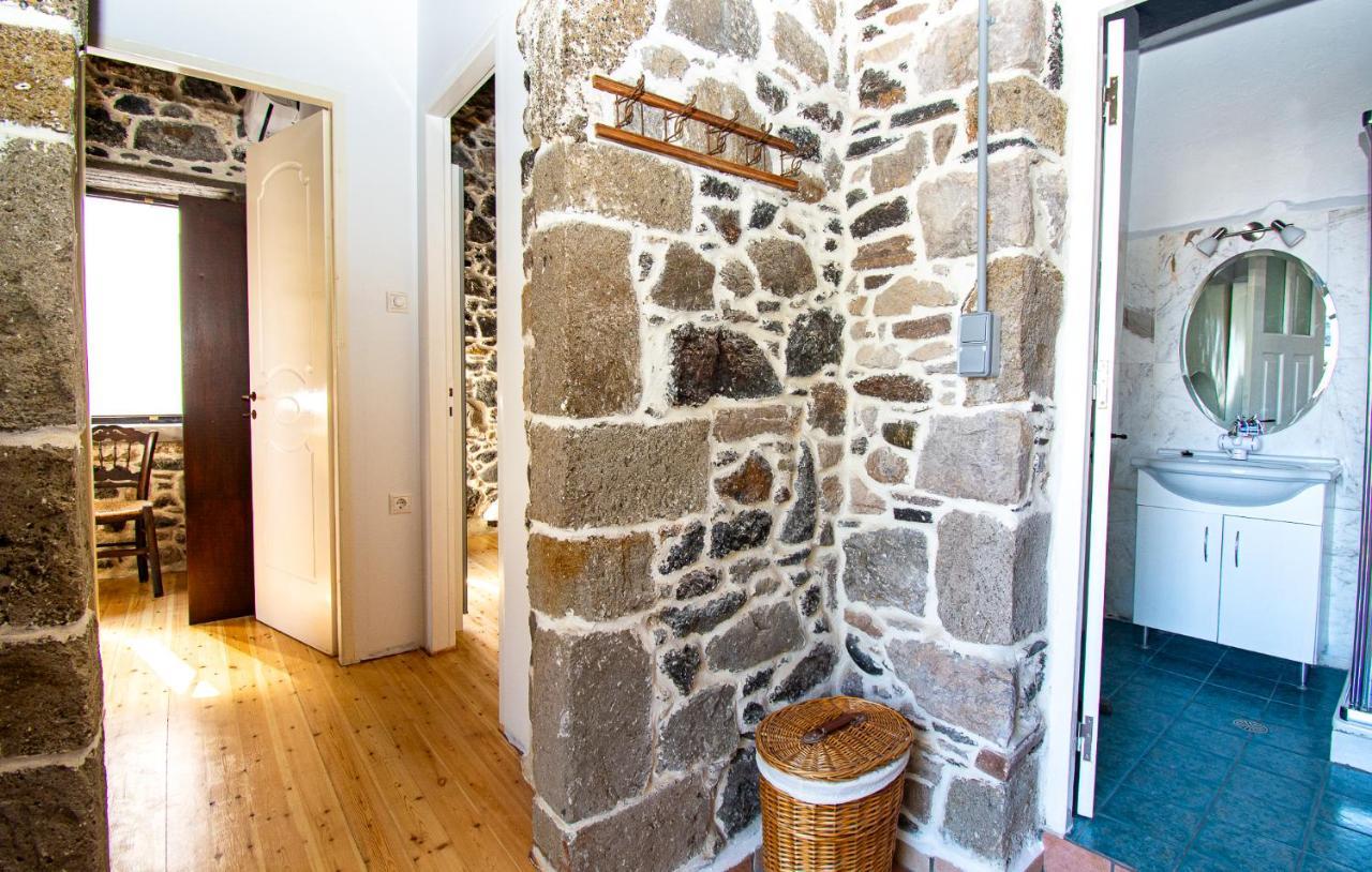 Plousiadi΄S Stone House Apartment Skála Екстериор снимка