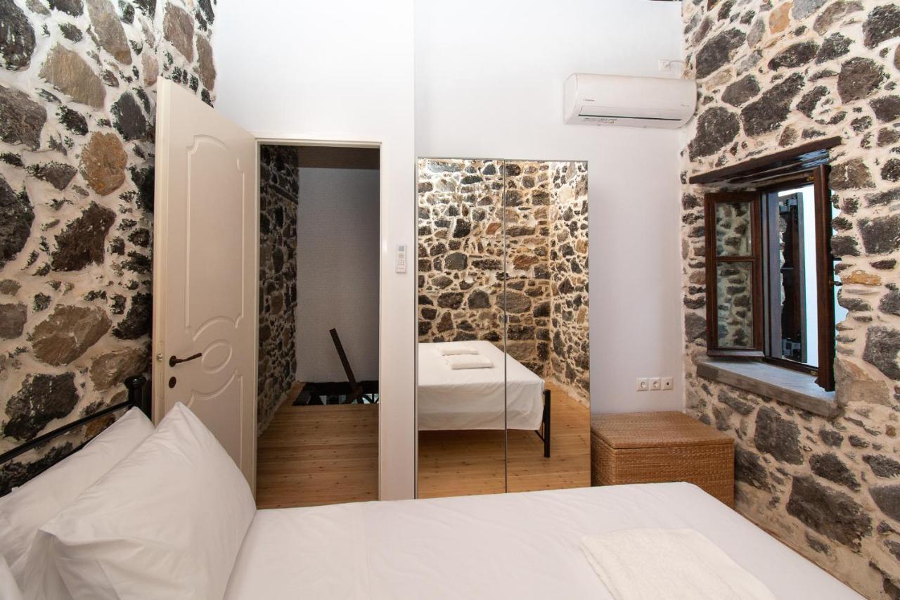 Plousiadi΄S Stone House Apartment Skála Екстериор снимка